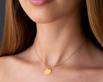 Gold Geometric Necklace, Gold Geometric Pendant, Delicate Necklace, Minimal Necklace, Minimalist Jewelry, Classic Necklace