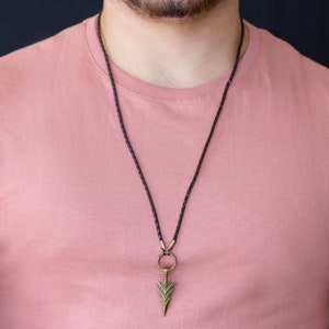 Tribal necklace for men - Mens Arrowhead necklace - Boho necklace - Rustic necklace for Men - Men&#39;s Spear head Necklace - Men Arrow pendant