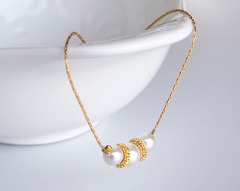 Pearl Gold Necklace for Women, Layered Modern Romantic Bridal Necklace, Unique Short Minimalist Classic Delicate Elegant Bridesmaids Necklac