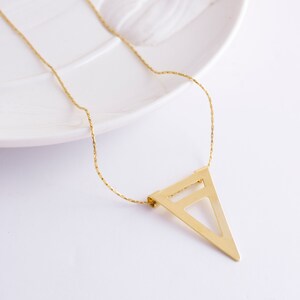 Gold Geometric Necklace, Gold Geometric Pendant, Delicate Necklace, Minimal Necklace, Minimalist Jewelry, Classic Necklace
