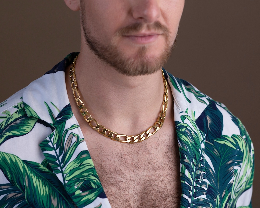 AsAlways Collana Uomo CEO - Ciondolo Hip Hop Rock In Acciaio Inox Con Placcatura Oro 18K E Zirconi, Dimensioni 4x3,5 Cm, Catena Inclusa, Regalo In Confezione Elegante