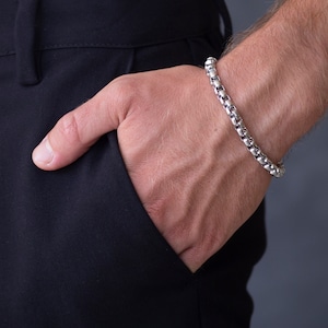 Round Box Chain Bracelet for Men, Mens Stainless Steel Chain Bracelet, Modern Chain Bracelet for Men, Box chain Bracelet for men, Eian Brace