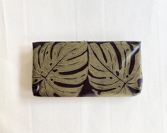 Block Printed Monstera / Tropical Plant Vintage Clutch Purse