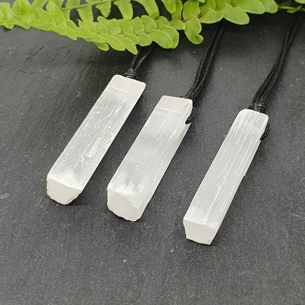 Selenite Necklace, Raw Crystal Necklace, Gift For Him, SelfCare, LetterBox Gift, Crystal Healing, Protection Necklace For Him, Boho Necklace