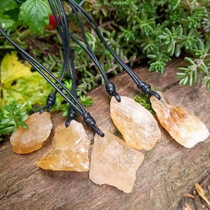 Ruwe citrienketting, kristallen koordketting, november verjaardag, natuurlijke citrien, genezingscadeau, uniseks ketting, overvloed, motivatie