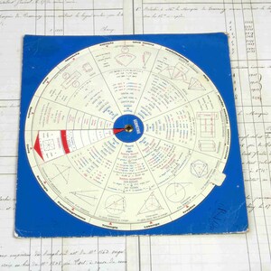 Disco de cálculo vintage de cartón francés de los años 60, fórmulas y soluciones geométricas y aritméticas de Chaix, Francia, herramienta artesanal.