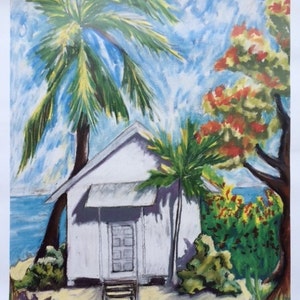Pode incluir: Uma pintura pastel de uma cabana branca com uma palmeira e flores vermelhas no fundo. A cabana tem uma porta e uma janela. A pintura &eacute; intitulada "Kokomo".