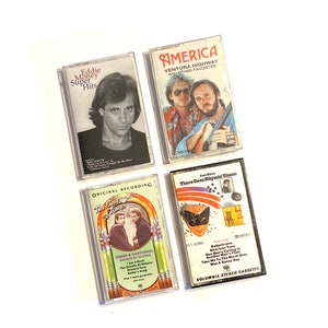 Paul Simon / Simon and Garfunkel / America / Eddie Money Cassette Tapes Pop Music Gift - Pre-owned - Very Good Condition