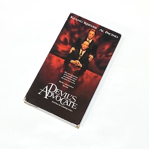 Devils Advocate -  Keanu Reeves VHS Movie - VCR Tape - Cult Classic Film - Video Cassette Tape - Pre-owned - Very Good Condition