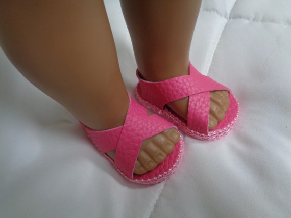 Pink and White Sandals for Wellie Wisher Dolls