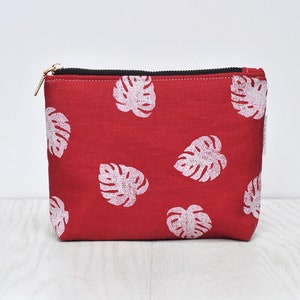 Monstera Print Washbag, Sustainable Make up Bag, Linen Washbag, Handprinted Bag, Toiletry Bag, Cosmetic Bag, Eco-friendly Washbag for Women