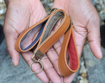 Recycled leather keychain Leather Keyfob Key Accessories Wax Canvas Keychain Gift for Men Gift for Him Sustainable Gift Leather Accessories