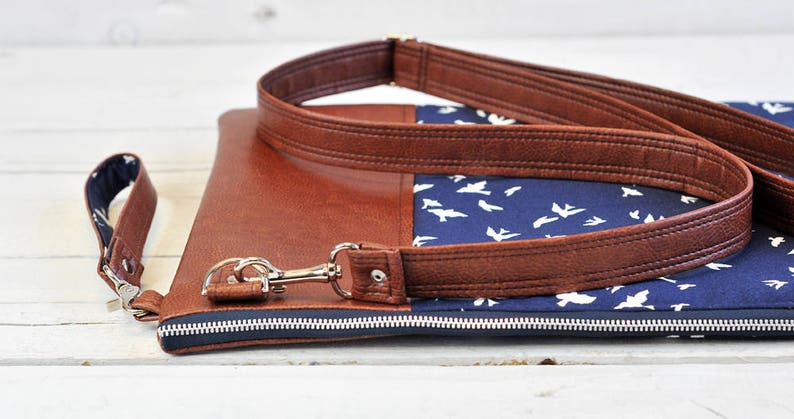 Leather Laptop Case Macbook Case Laptop Bag Womens Laptop Sleeve Macbook Air Case Macbook Pro Case Recycled Leather HP Pavilion Case