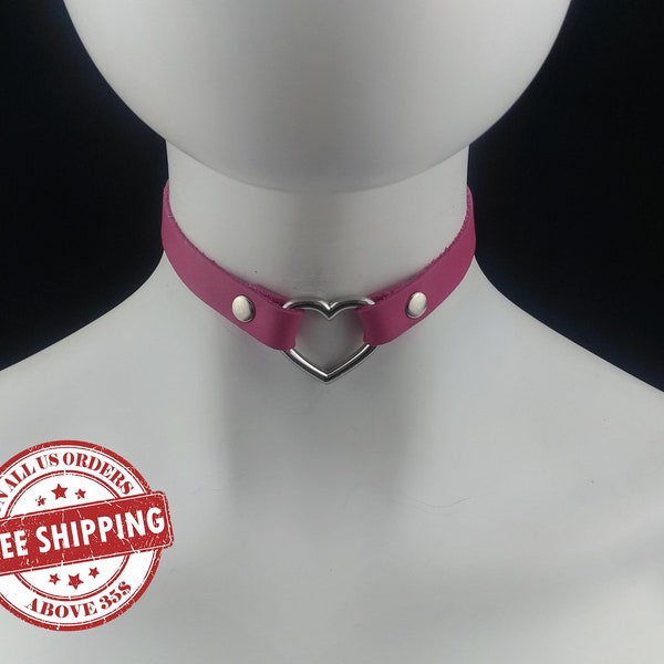 Vintage leather heart choker