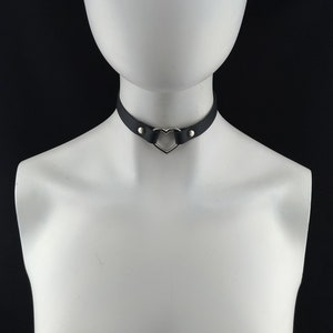 Heart choker genuine leather choker collar black leather heart choker with silver heart ring image 2