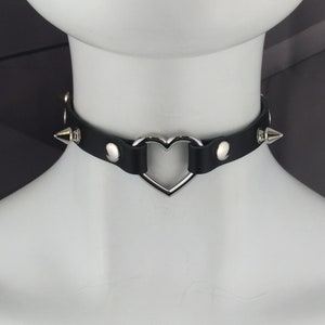 Choker genuine leather - choker collar black leather heart choker with silver heart ring and small spikes