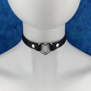 Heart choker genuine leather - choker collar black leather heart choker with silver heart ring