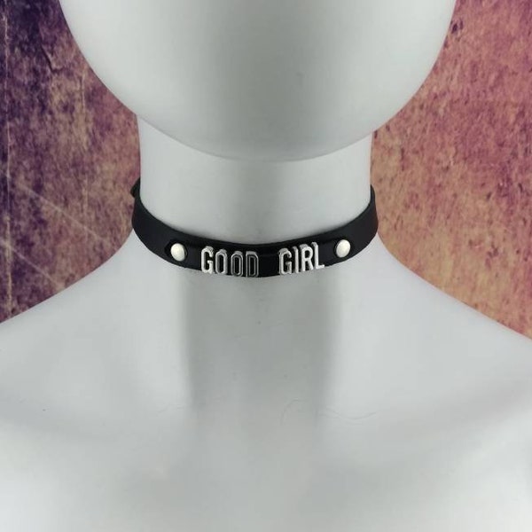 Ras de cou en cuir véritable - Collier ras de cou en cuir noir avec lettres en métal GOOD GIRL