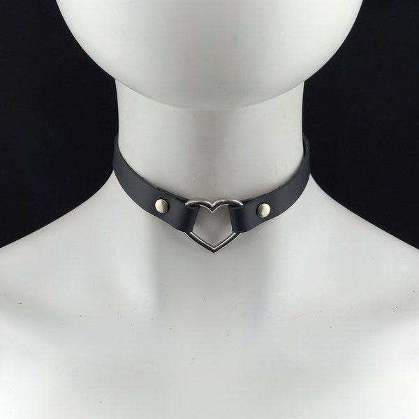 Heart choker genuine leather - collar black leather heart choker with heart ring - various color available Gold Black Silver Gun Metal
