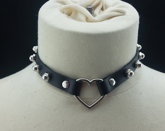 Heart Choker Genuine Leather - Choker Collar Black Leather Heart Choker with Silver Heart Ring and Dome Nuts