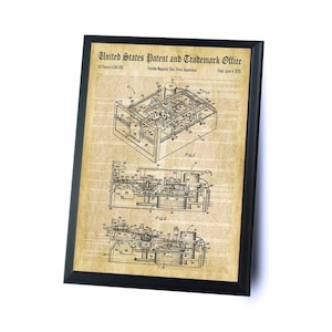 Computer Floppy Disc Drive Patent and Trademark Drawing 9 x 12 inch Wooden Plaque