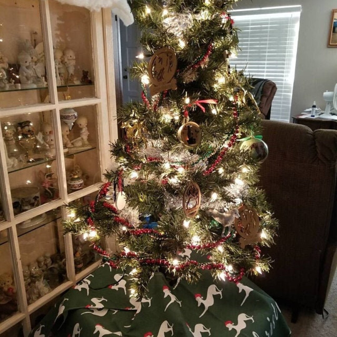Dog Tree Skirt 