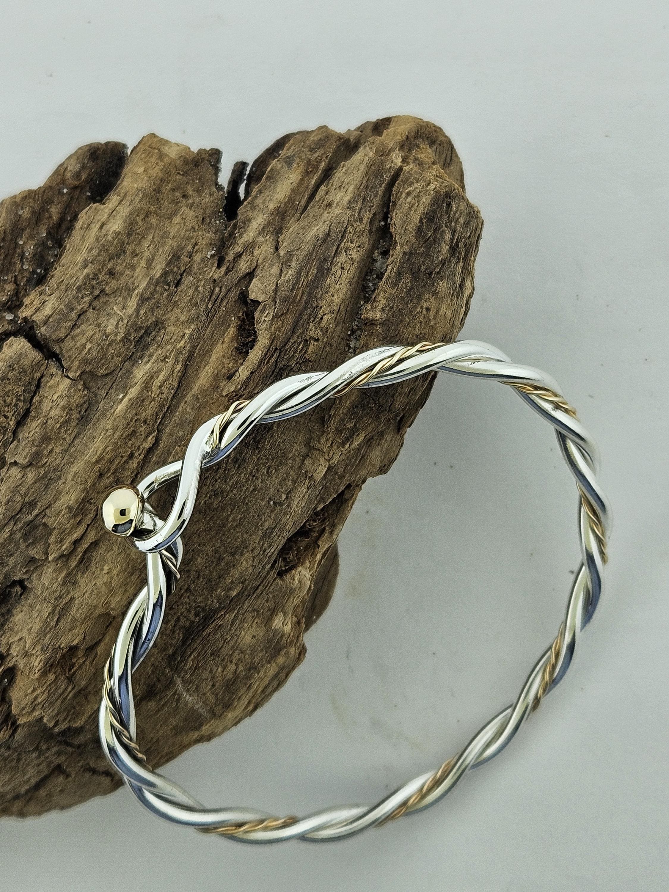 Cape Cod Bracelet Eden Hand - Main Image