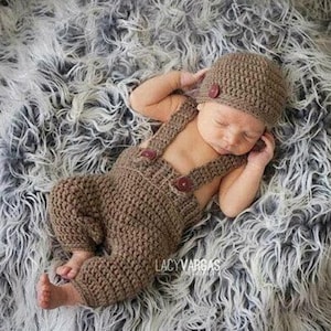 Crochet Newborn Boy Photo Outfit,  Baby Boy Romper for First Photos