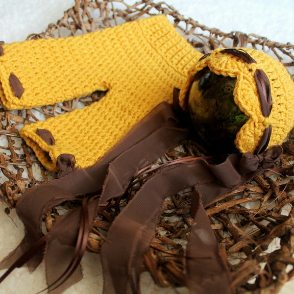 Newborn Crochet Bonnet & Pant Set RTS