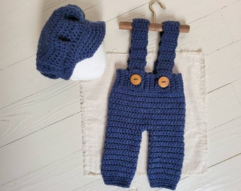 Newborn Train Conductor Hat & Suspenders Pants, Crochet Baby Outfit, Newborn Valentines Outfit, Newborn Overalls, Newborn Boy Photo Prop