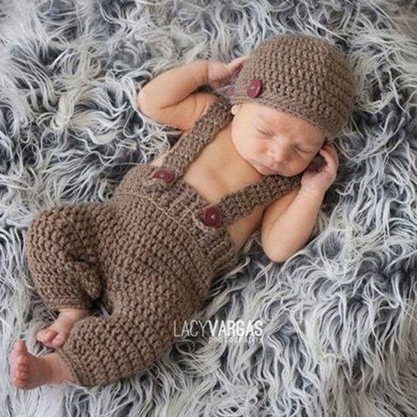 Tenue photo nouveau-né garçon, salopette au crochet avec bretelles pour nouveau-né garçon, tenue nouveau-né garçon, vêtements pour bébé au crochet, tenue pour le retour à la maison pour nouveau-né garçon