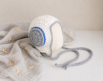 Crocheted Baby Astronaut Helmet for Halloween Costume or Space Theme Photos