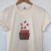 see more listings in the T-shirts de style doux section