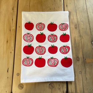 Flour Sack Towel, Tomato Tea Towel, Food Towel, Vegetable Towel, Dish Cloth, Screen Printed Flour Sack Towel