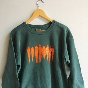 Carrot Sweatshirt, Garden Sweatshirt, Screenprinted Sweatshirt, Gardening Gift, Foodie Gift