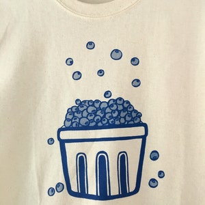 Blueberry T-Shirt, Food Shirt, Graphic Tee, Screen Printed T Shirt, Foodie Gift image 4