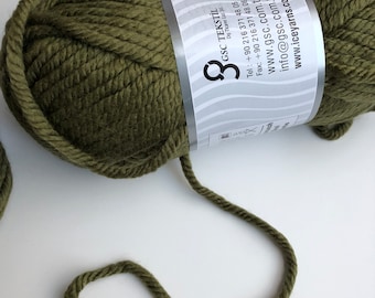 Khaki color superbulhy winter yarn