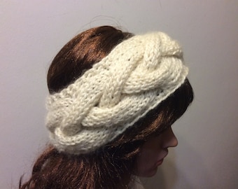 Cable Knit Ear Warmer, Hair Band ,Cream color or select colors,Fashion Knitted Headband with buttons