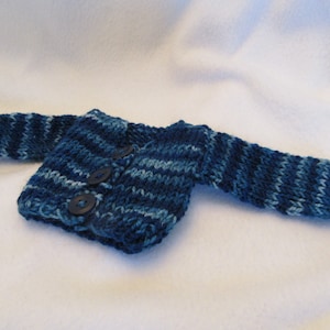 Multi-colored Blue Hand Knit Doll Sweater, Sweater to fit 14&#39;&#39; and 14 1/2&#39;&#39; Dolls Such as Wellie Wishers and Hearts for Hearts Dolls, Blues