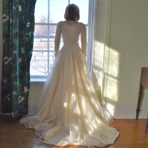 60s S Silk Organza shops Bridal Gown Wedding Dress Candlelight White
