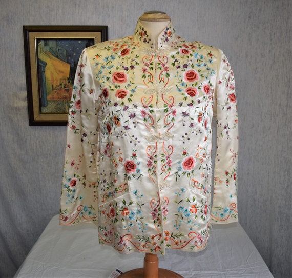 50s M 38 Chinese Silk Satin Embroidered Jacket Whi
