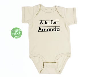 Body de bebé con texto personalizado®: Body con nombre personalizado