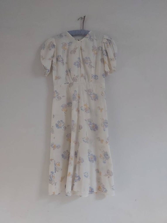 Vintage 1930's floral print cotton tea dress