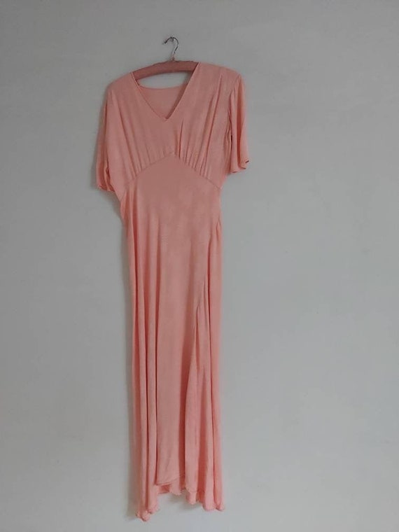 30's Chrysanthemums emboss pink rayon long tea dre