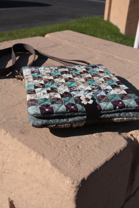 Items similar to Messenger bag on Etsy