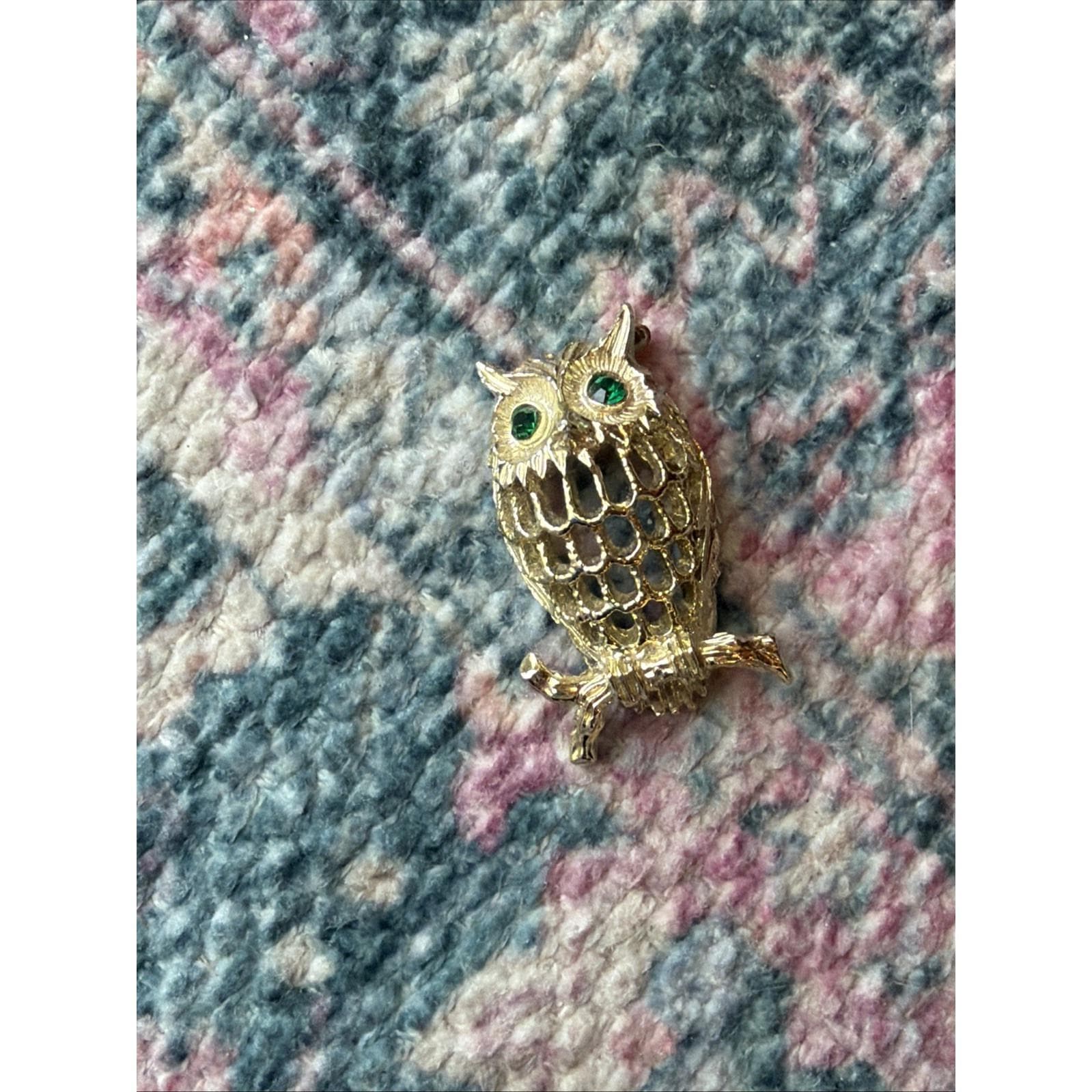 Vtg Owl Brooch Green Rhinestone Gold Tone Figural Signed Gerrys Costume Jewelry