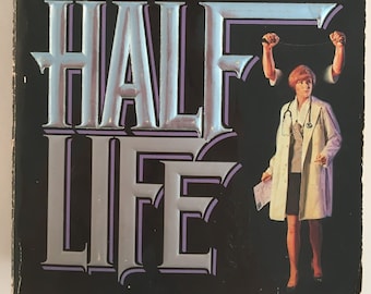 希少　Sharon Webb The Half Life The Halflife Half Life by Sharon Webb PB Paperback 1990 Vintage