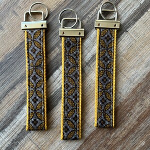Llavero de pulsera africano, llavero de tela Shweshwe, llavero de muñeca, llavero de pulsera, llavero con cordón, llavero de pulsera