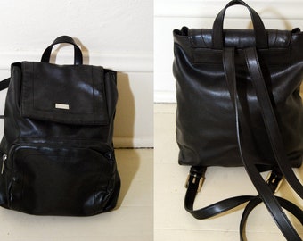 vintage ESPRIT BACKPACK black leather 90s small micro mini tiny women bag goth grunge art hoe aesthetic style fashion look festival digital