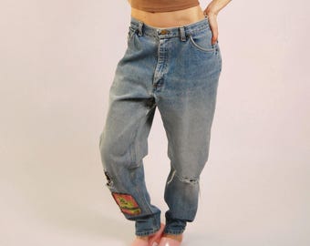 90s Patch Jeans (28) blue denim vintage womens